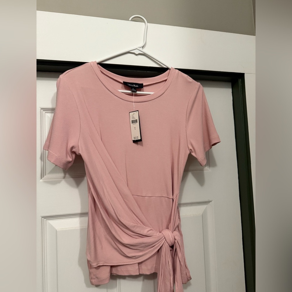 Lea & Viola Blush Tie-Front Top